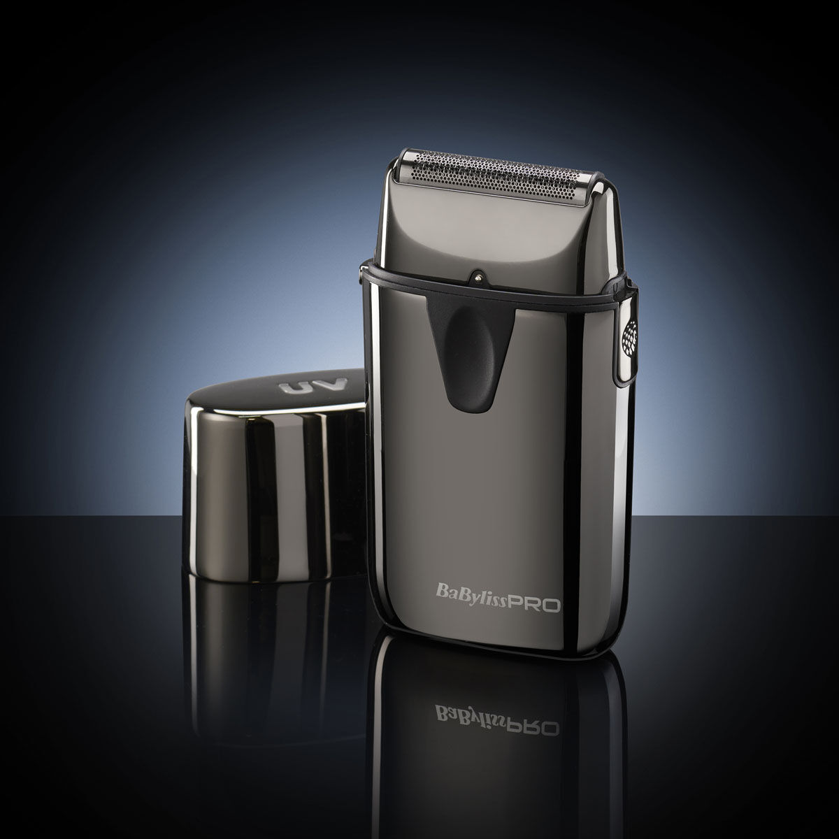 UVFOIL01 - UV Single Foil Shaver on dark background